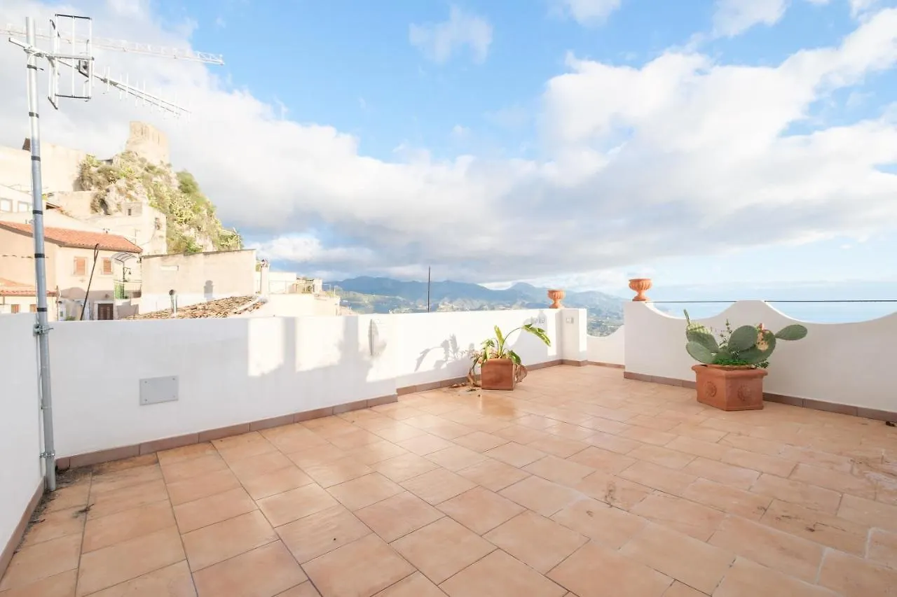 Casa Con Terrazze Vista Mare Villa Forza dʼAgro 0*,  Italië